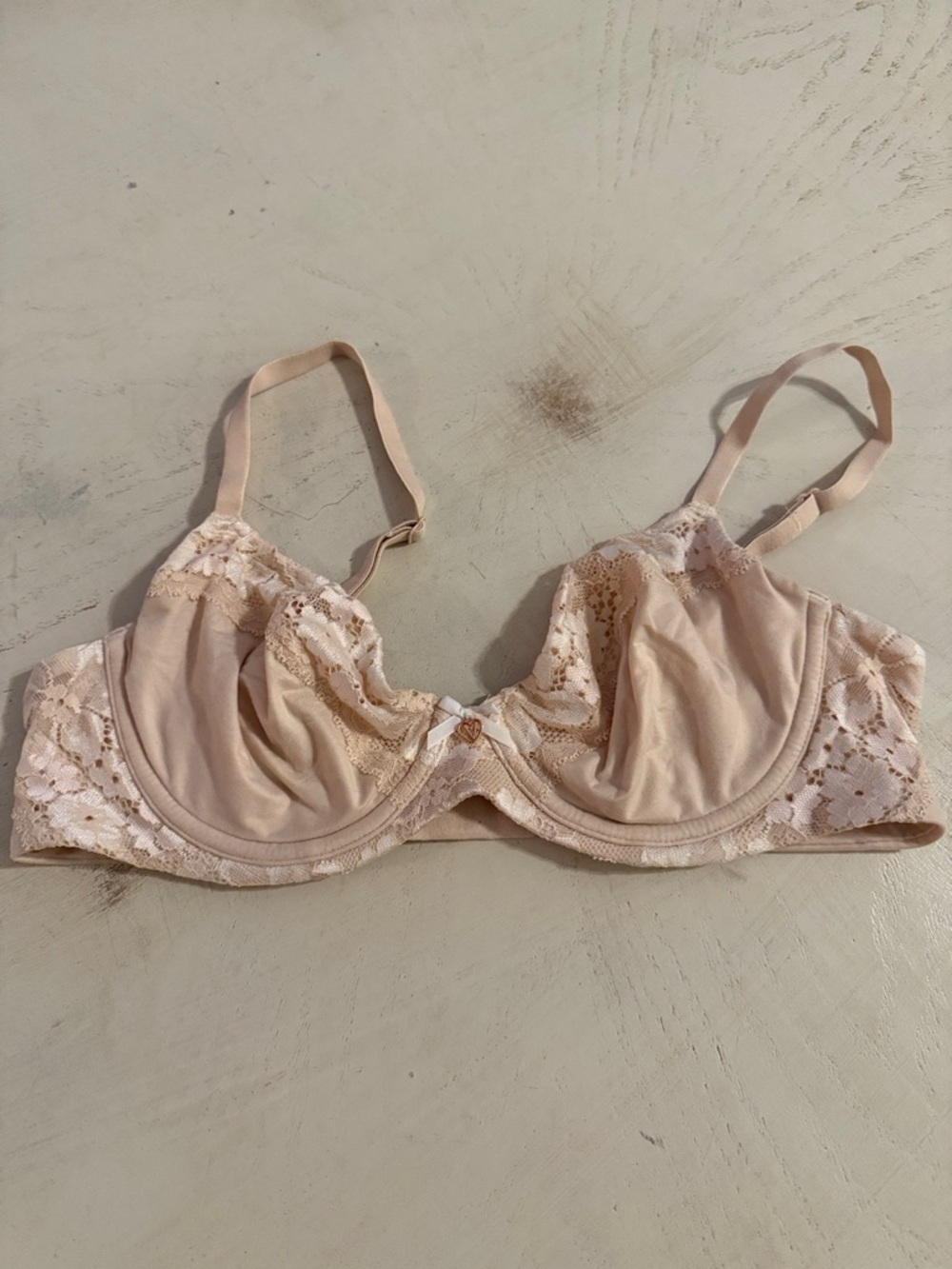 Victoria's Secret Body by Victoria Lace Underwire Bra - Light Blush 34B 3/$40